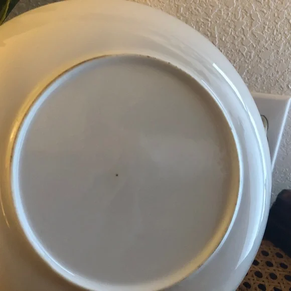 Vintage Mother Porcelain Plate w/Roses and Gold Trim - Picture 10 of 10